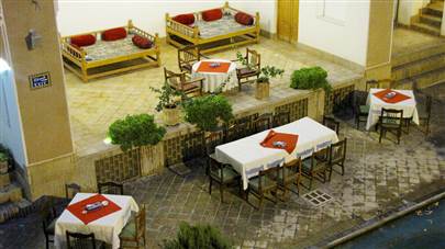 رستوران هتل لاله یزد رستوران هتل لاله یزد